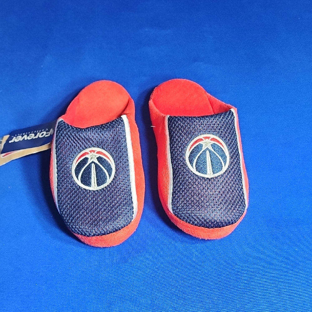Kids Washington Wizards Navy and Red Slippers